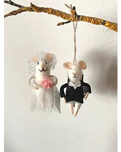 Gisela Graham Bride & Groom Mice (pair)